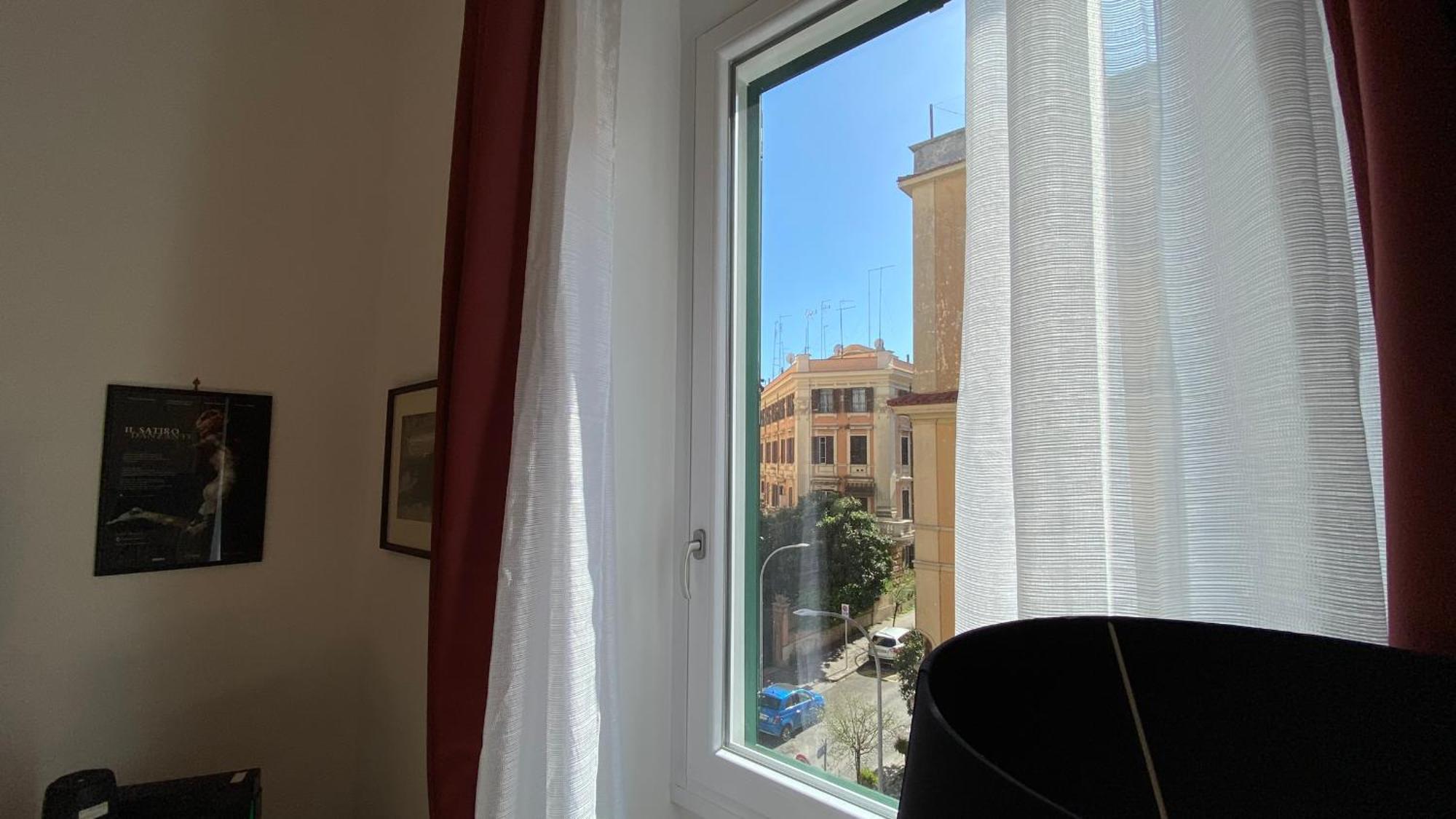 Honey's San Giovanni * Roma